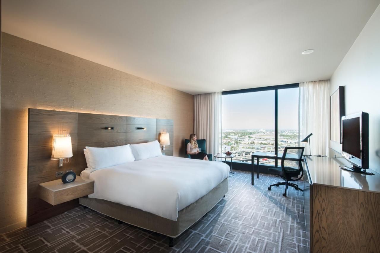 Interior of a guest room at the Pan Pacific Hotel, Melbourne